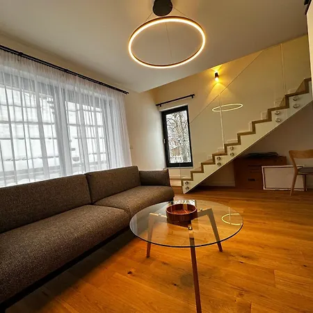 Pampeliska Apartment *