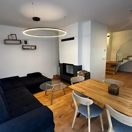 Pampeliska Apartment *